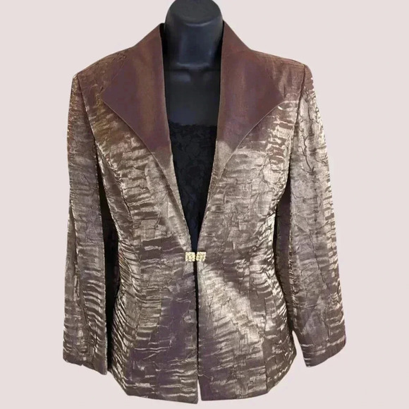 V. Oblique Duo Tone Sheen Blazer - Picture 1 of 7